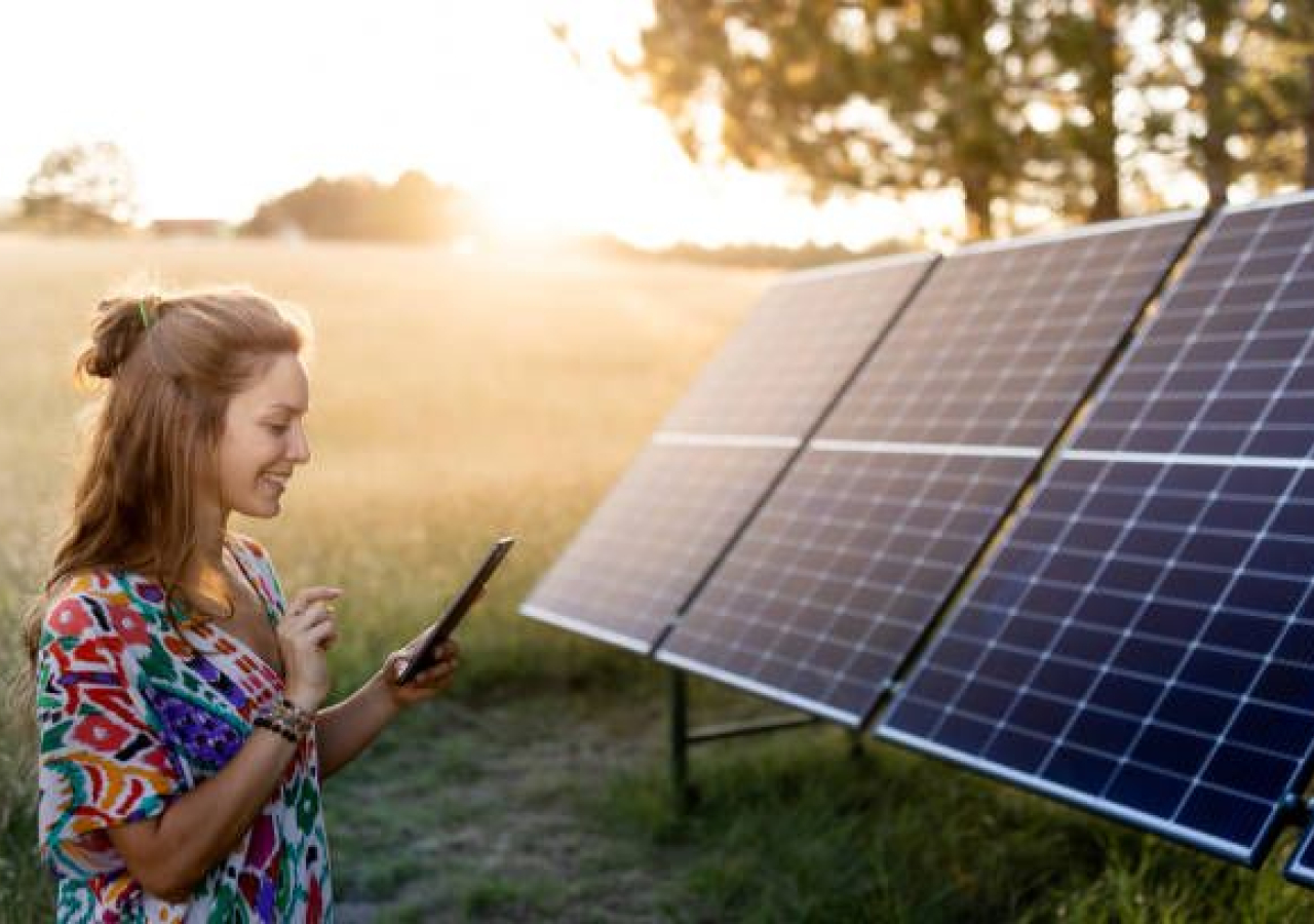 Probíhá poslední měsíc příjmu žádostí na podporu velkých fotovoltaických elektráren s výkonem 1 MW